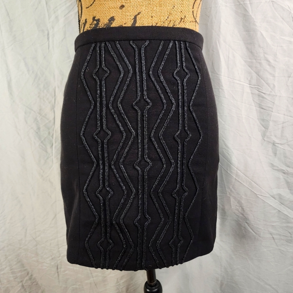 H&M Size XS Black Metallic Glitter Aztec‎ Design Mini Pencil Skirt Ex Condition